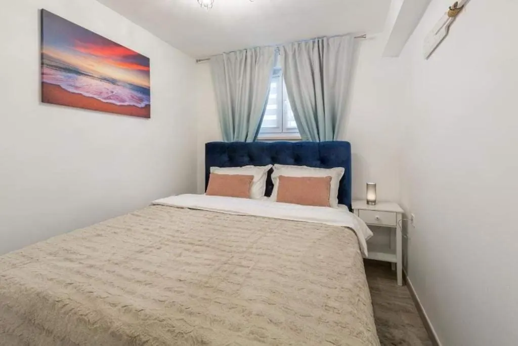 Apartments With A Parking Space Pula - 22308